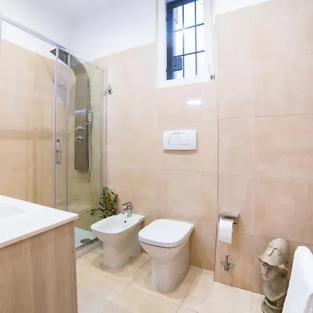 Spacious With Sunny Terrace Near Vatican *