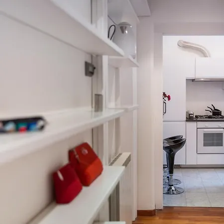 Spacious With Sunny Terrace Near Vatican Apartamento Roma